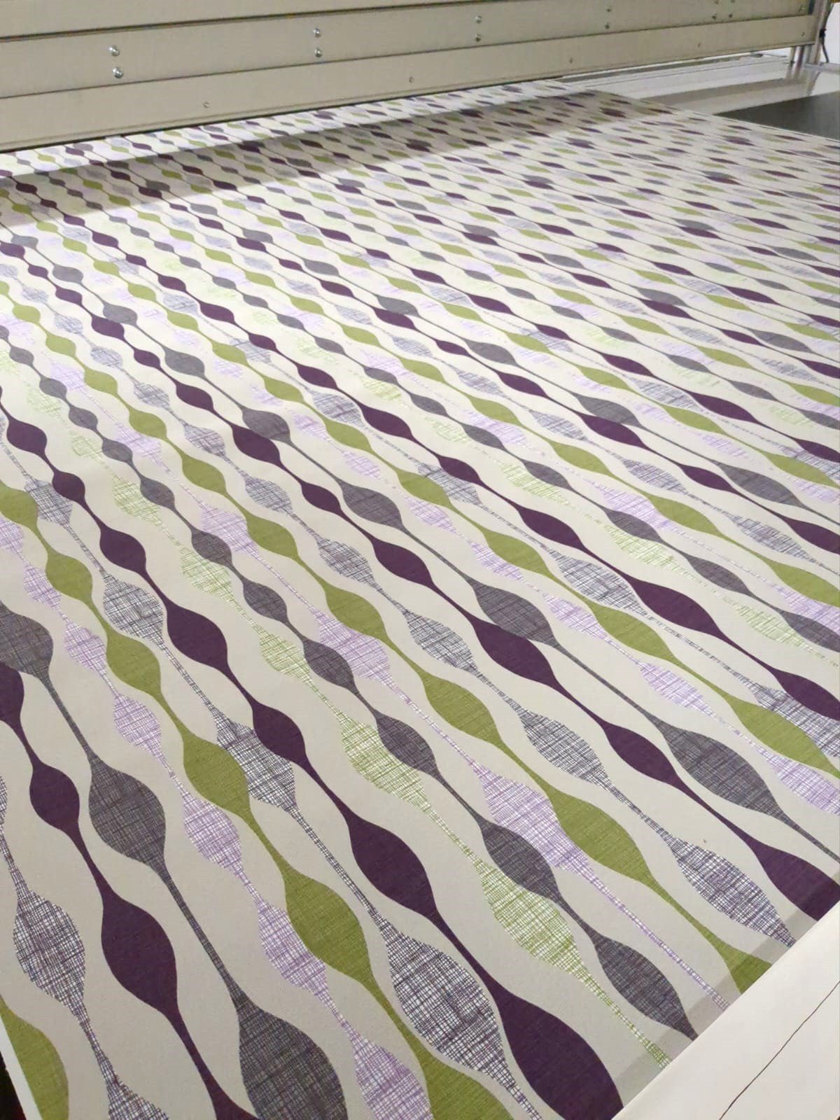 Floral Roller Blinds - Made To Measure - Patterned Roller Blinds - Floral Design - Queen Blinds ltd