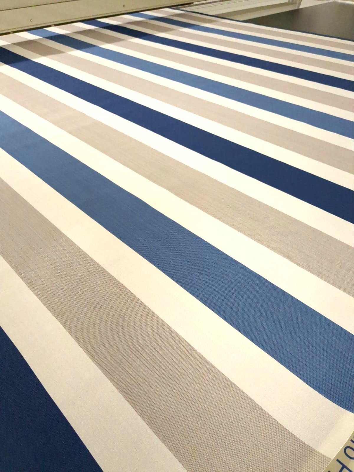 Floral Roller Blinds - Made To Measure - Patterned Roller Blinds - Floral Design - Queen Blinds ltd