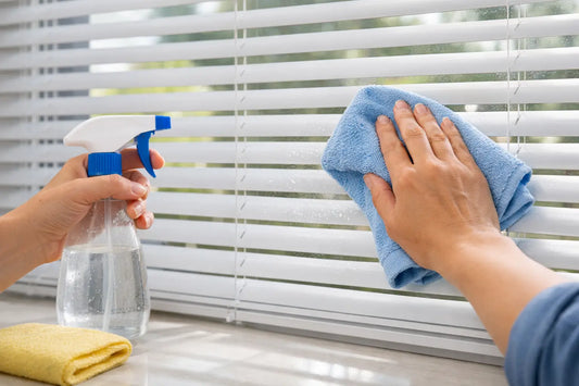 How to Clean PVC Blinds Without Streaks Easily
